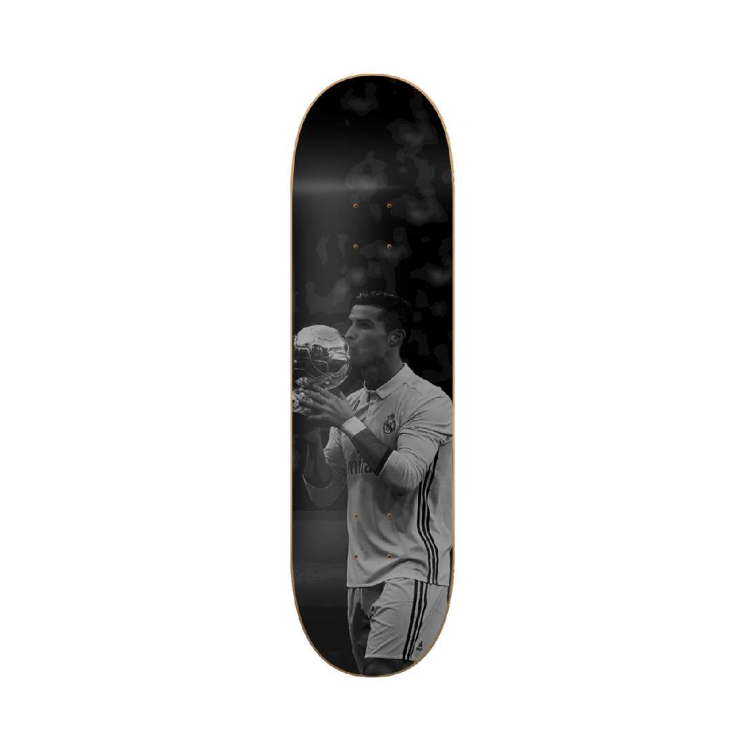 CR Gold Ball - Cristiano Ronaldo Balón de Oro en tabla de skate decorativa